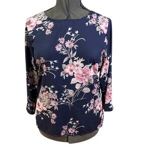 Women’s M Floral Blouse Navy Crew Neck Contemporary Botanical Design Dainty Art